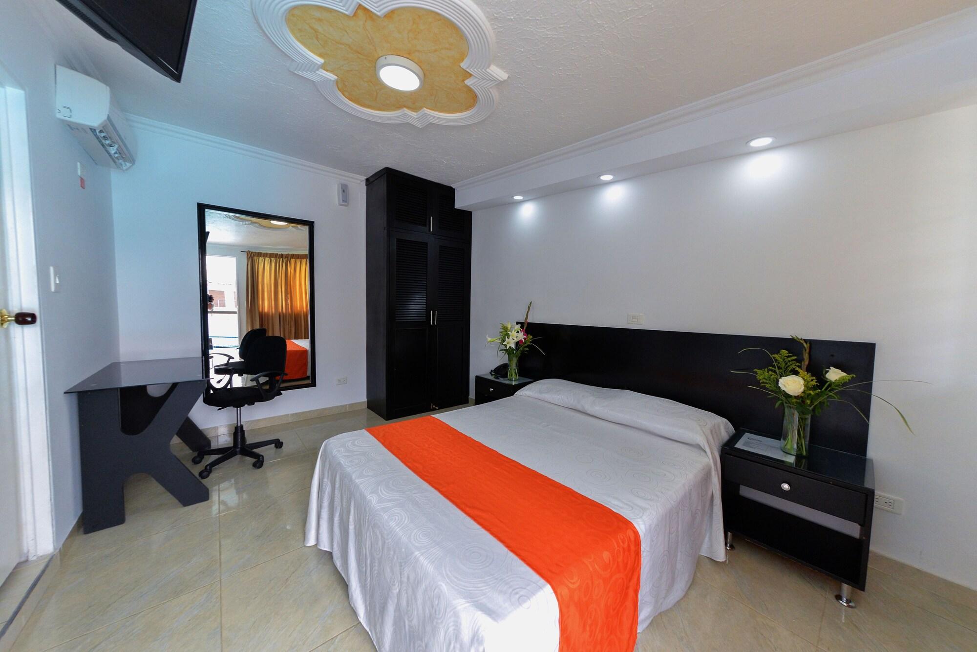 Hotel La Luna Santiago de Cali Экстерьер фото