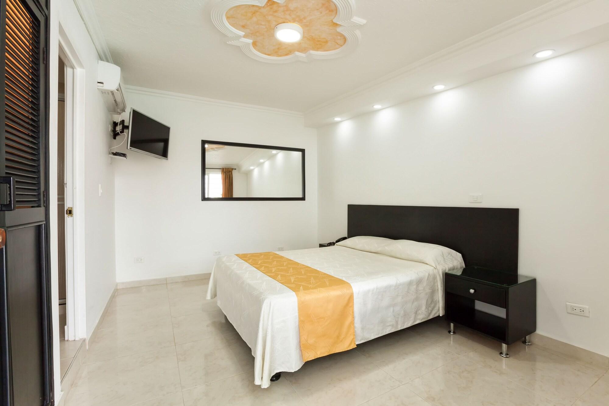 Hotel La Luna Santiago de Cali Экстерьер фото