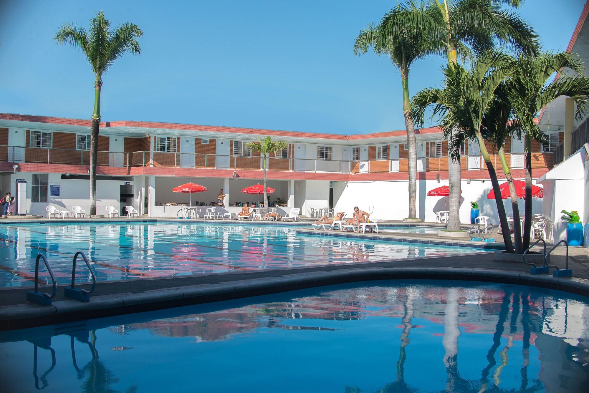 Hotel La Luna Santiago de Cali Экстерьер фото