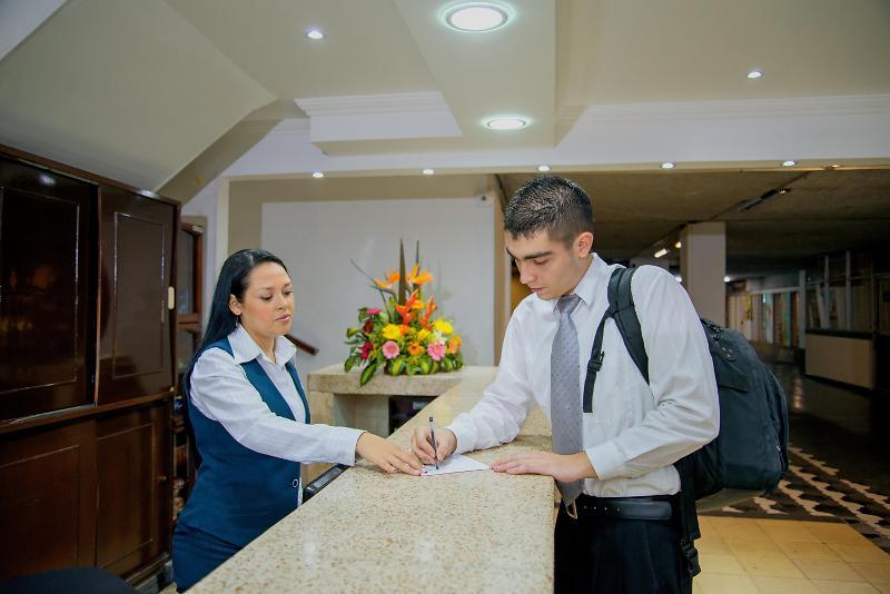 Hotel La Luna Santiago de Cali Экстерьер фото