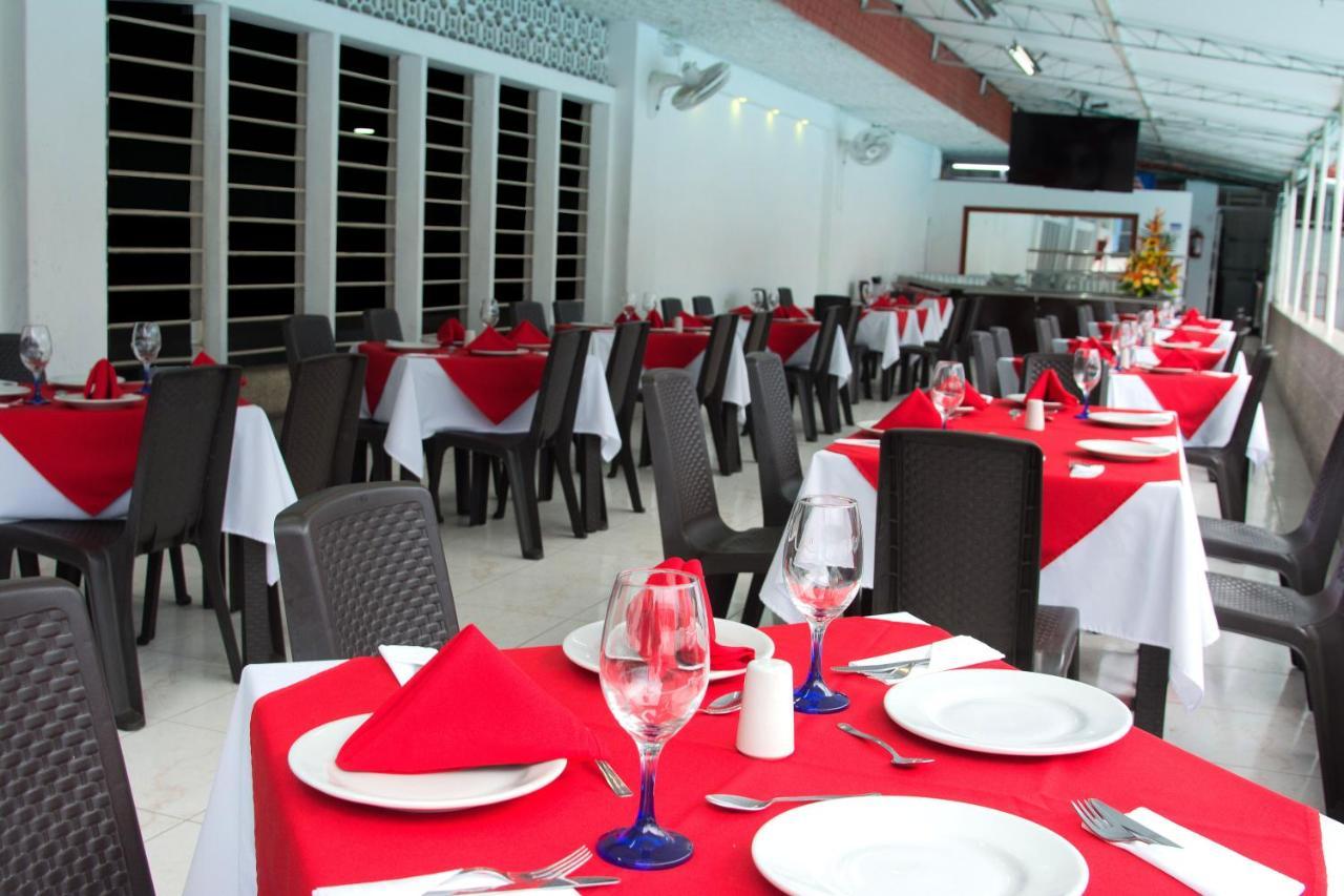 Hotel La Luna Santiago de Cali Экстерьер фото